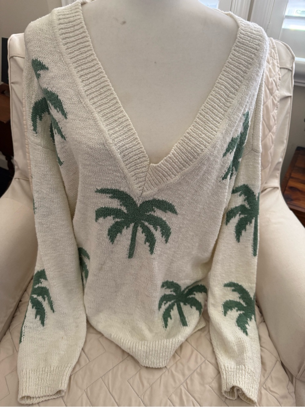 Show Me Your MuMu Gillian V-Neck Palm-Print Sweater